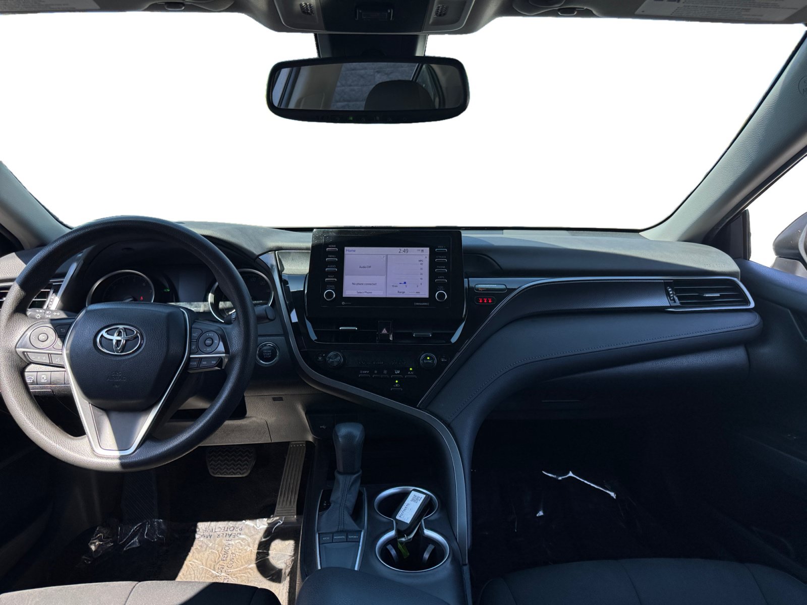 Used 2023 Toyota Camry LE w/ Convenience Package FWD image 10