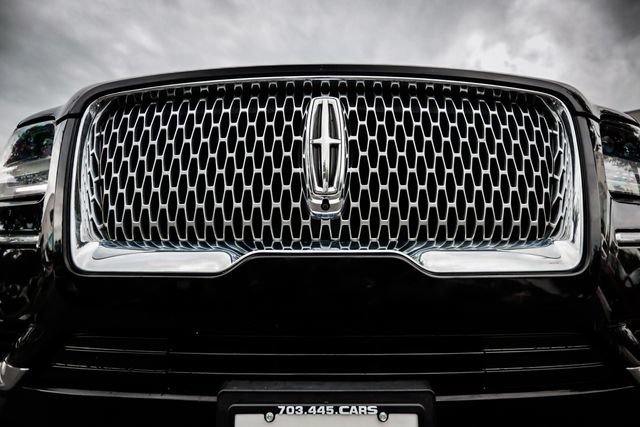 Used 2018 Lincoln Navigator L Reserve w/ Technology Package AWD/4WD image 10