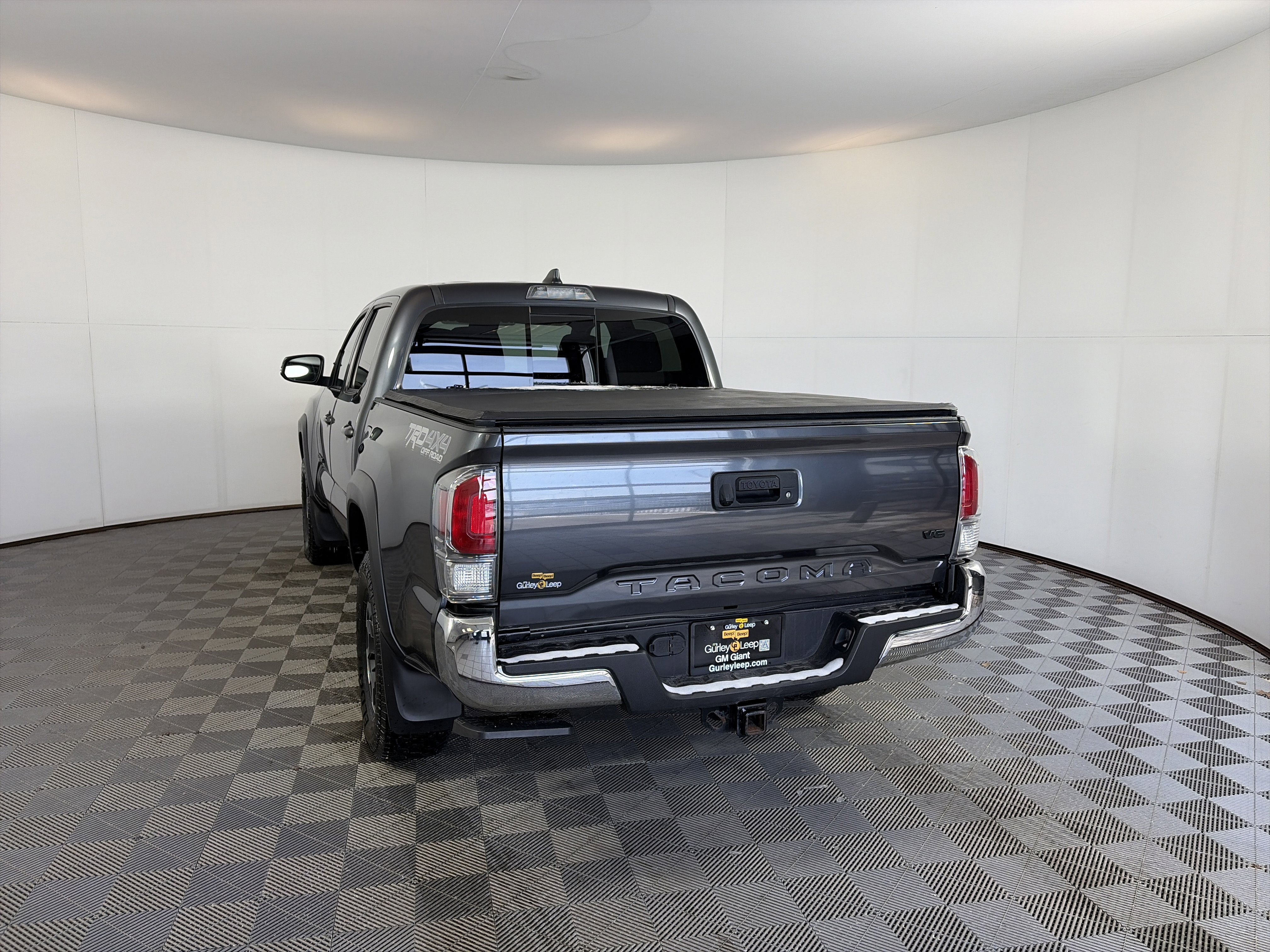 Used 2023 Toyota Tacoma TRD Off-Road image 8