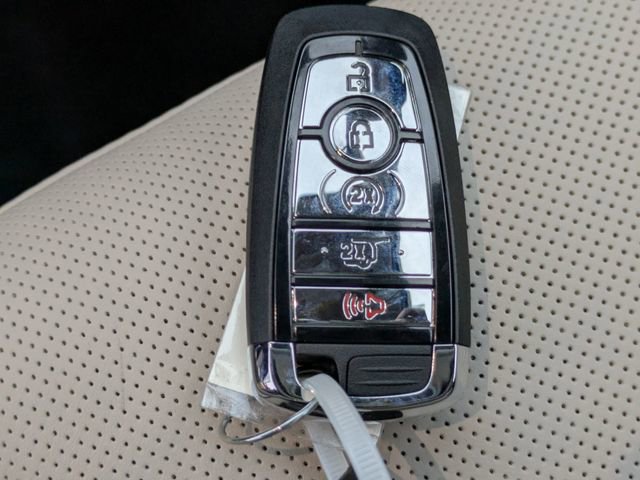 New 2026 Lincoln Corsair Reserve image 28