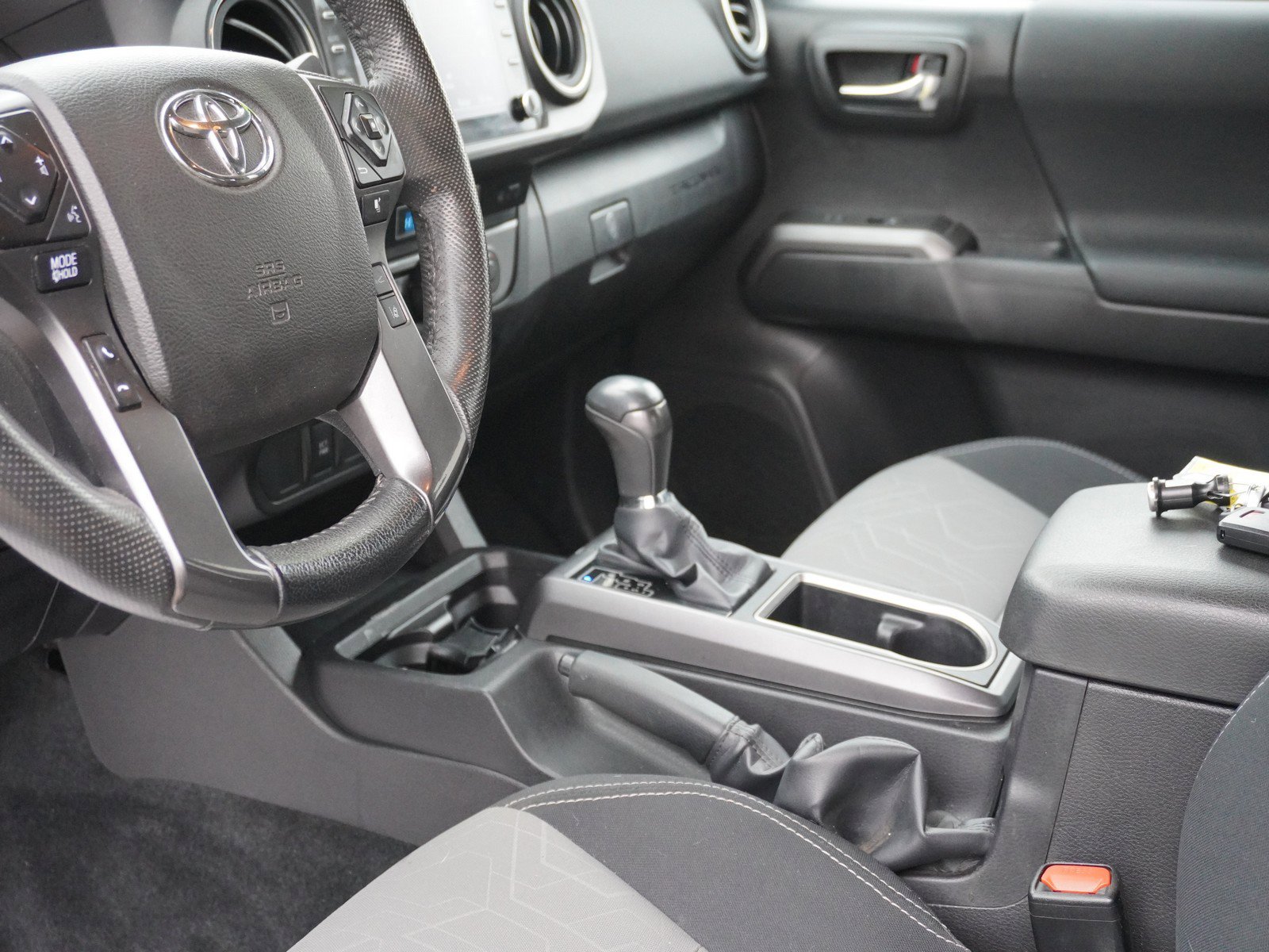 Used 2022 Toyota Tacoma TRD Sport image 22