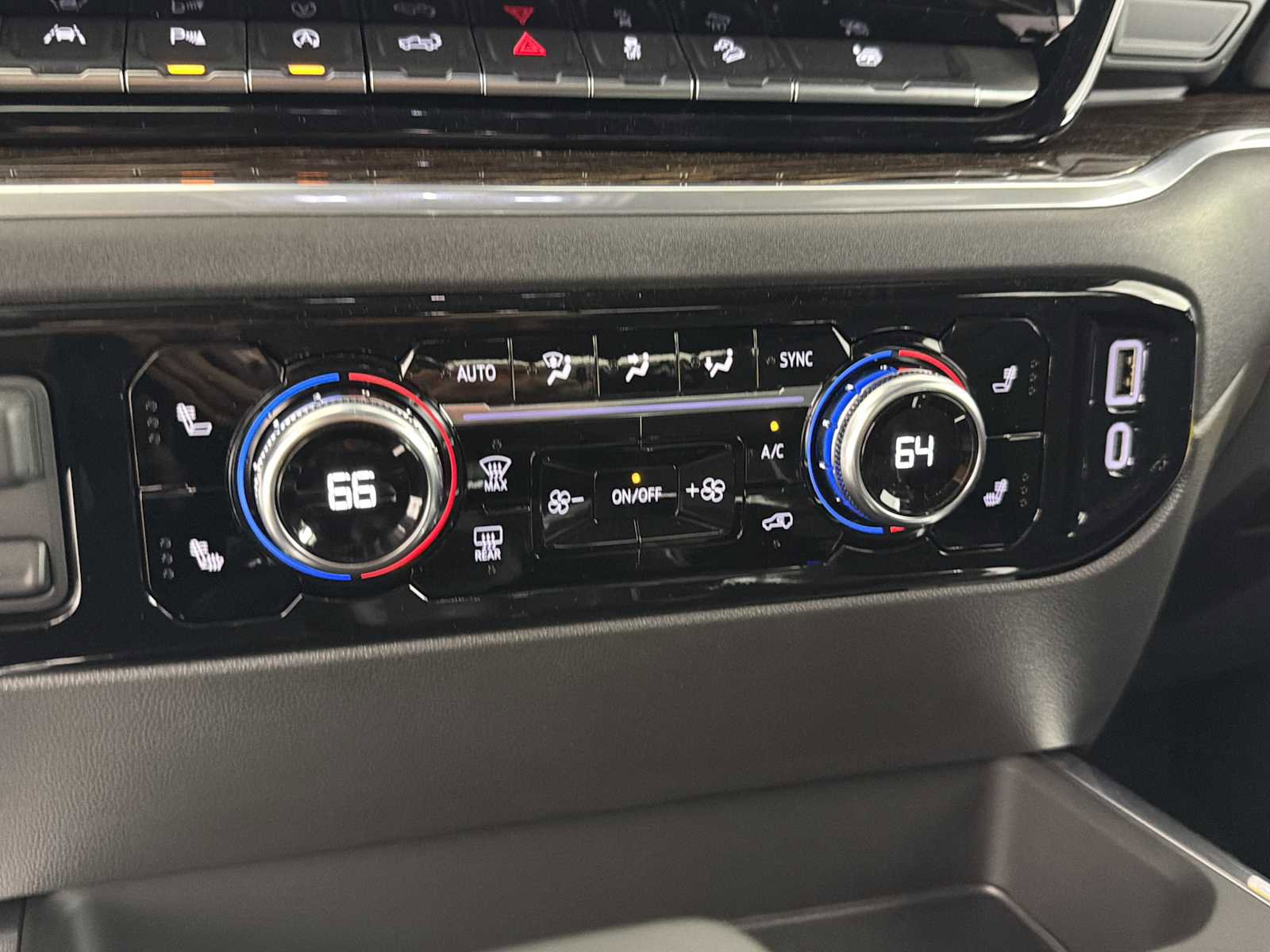 New 2025 GMC Sierra 1500 Elevation w/ Elevation Premium Package image 58