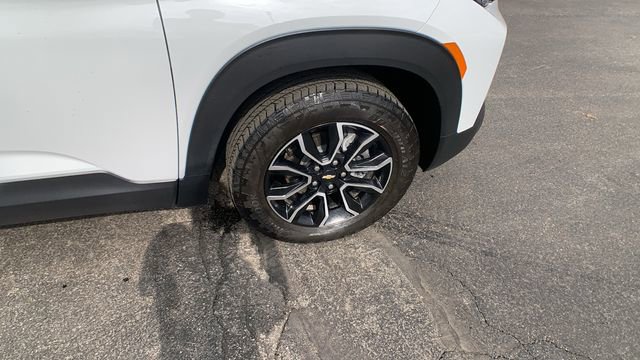 Used 2023 Chevrolet TrailBlazer ACTIV w/ Sun and Liftgate Package AWD/4WD image 28