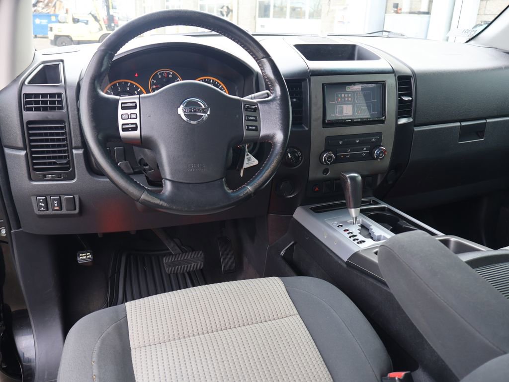 Used 2011 Nissan Titan S image 24