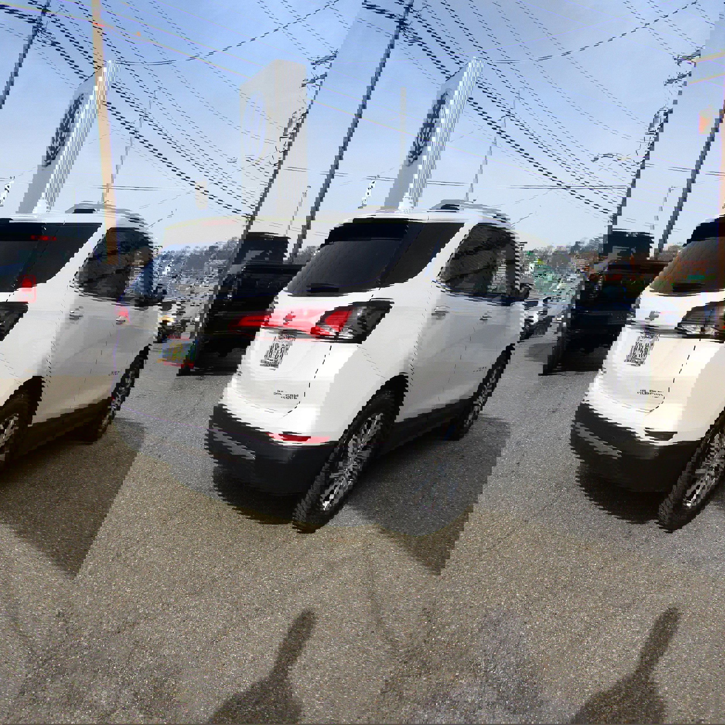 Used 2022 Chevrolet Equinox Premier image 6