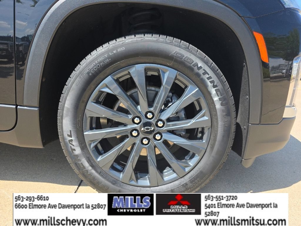 Used 2023 Chevrolet Traverse RS w/ LPO, Floor Liner Package AWD/4WD image 24