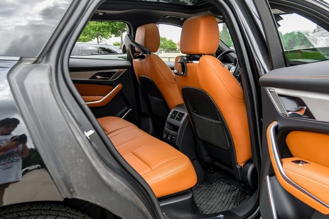 Used 2026 Jaguar F-PACE R-Dynamic S AWD/4WD image 44