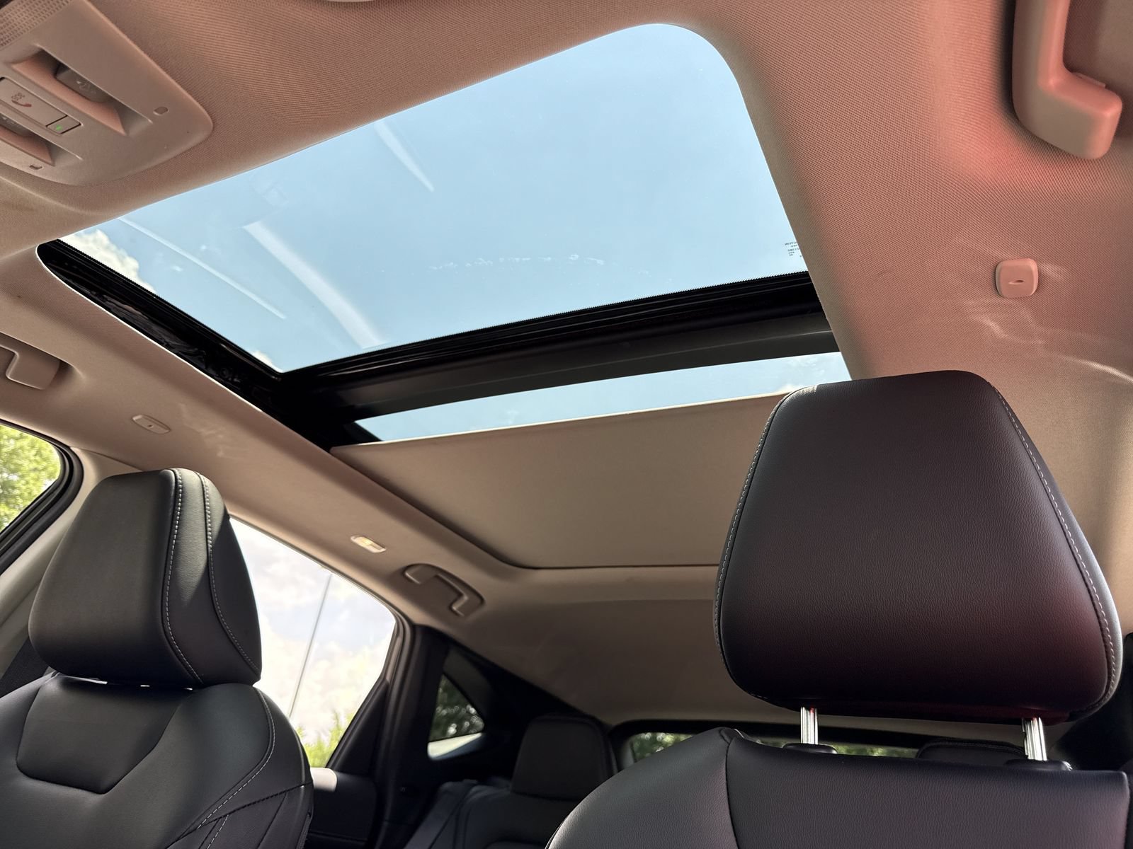 Certified 2025 Nissan Murano SL w/ Cargo Package AWD/4WD image 6