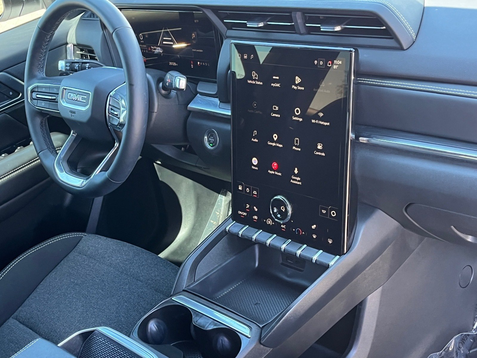 Used 2026 GMC Terrain Elevation w/ Technology Package II FWD image 9