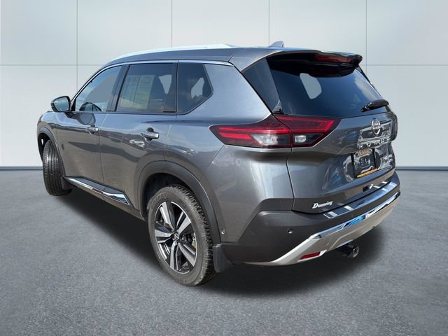 Used 2023 Nissan Rogue Platinum AWD/4WD image 2