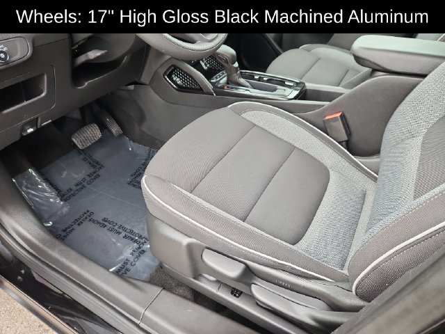 Used 2025 Chevrolet TrailBlazer LT AWD/4WD image 20