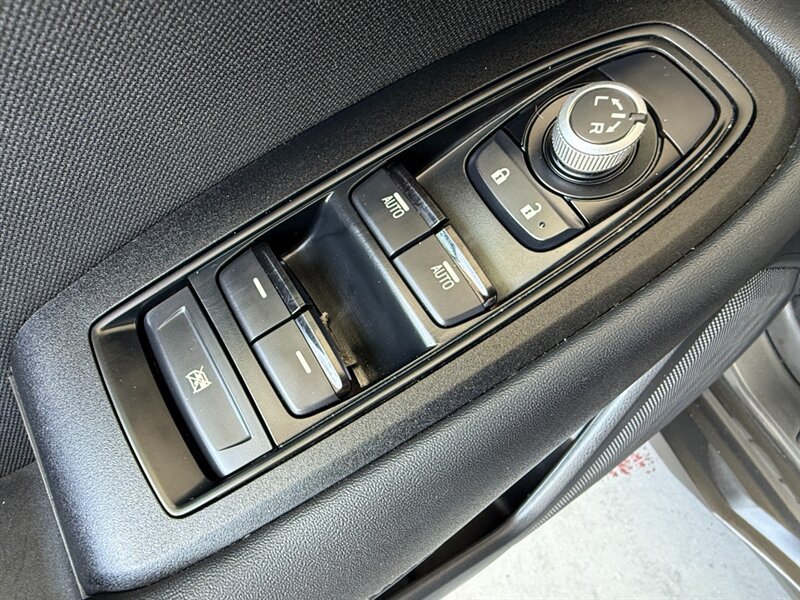 Used 2021 Subaru Outback Premium AWD/4WD image 22