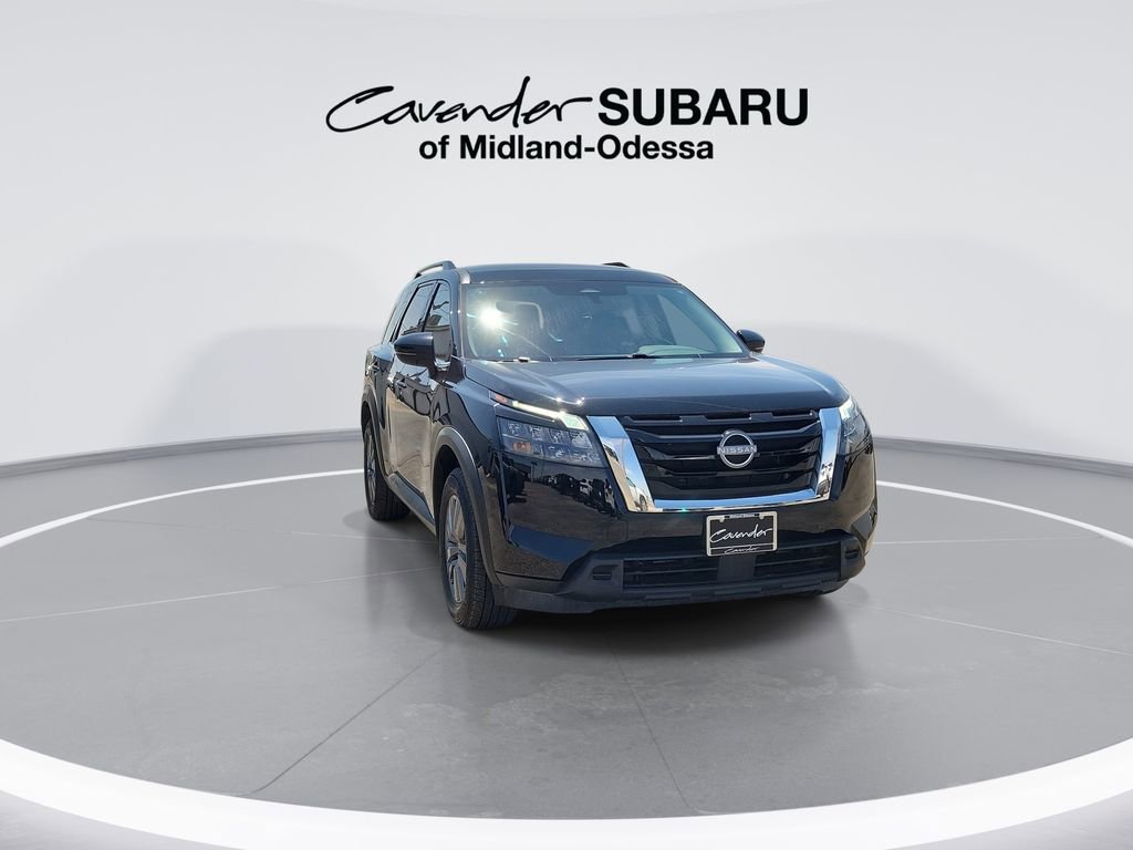Used 2025 Nissan Pathfinder SV FWD video 2