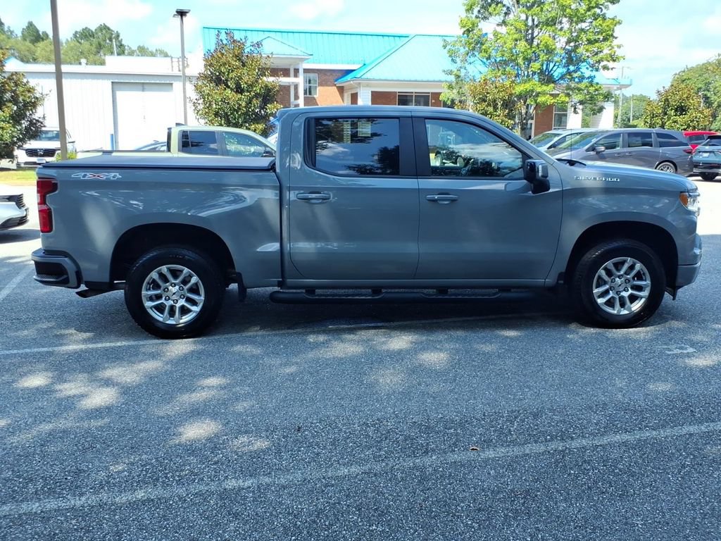 Used 2025 Chevrolet Silverado 1500 RST w/ Convenience Package II AWD/4WD image 3