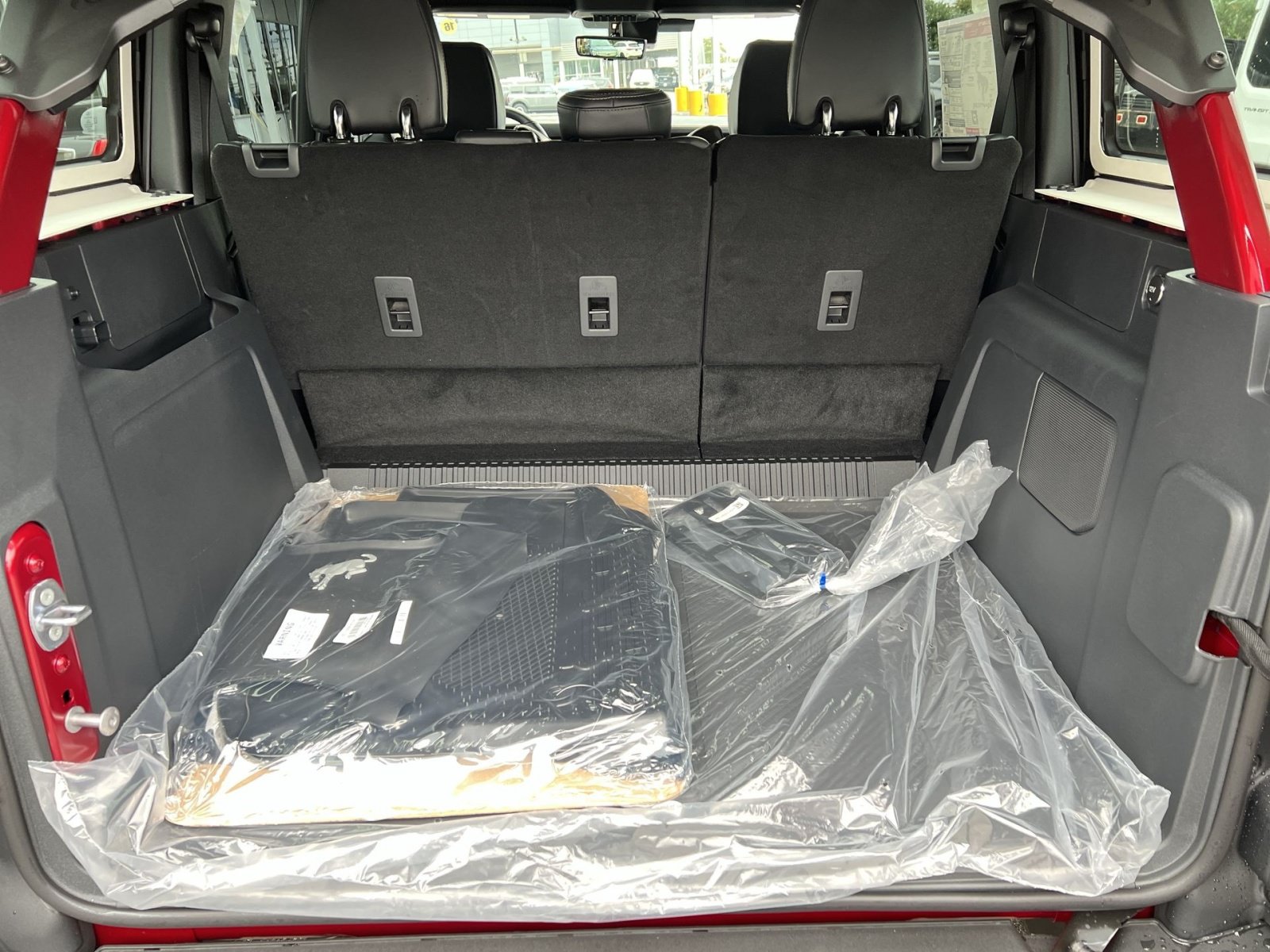New 2026 Ford Bronco Raptor w/ Interior Carbon Fiber Pack AWD/4WD image 25