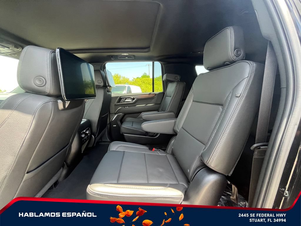New 2026 GMC Yukon XL Denali w/ Denali Reserve Package AWD/4WD image 12