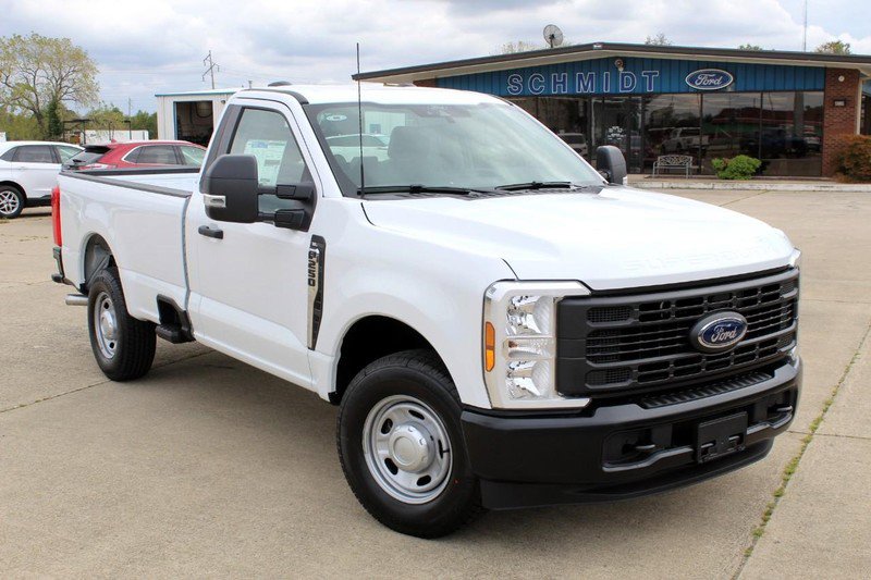 New 2026 Ford F250 XL image 2