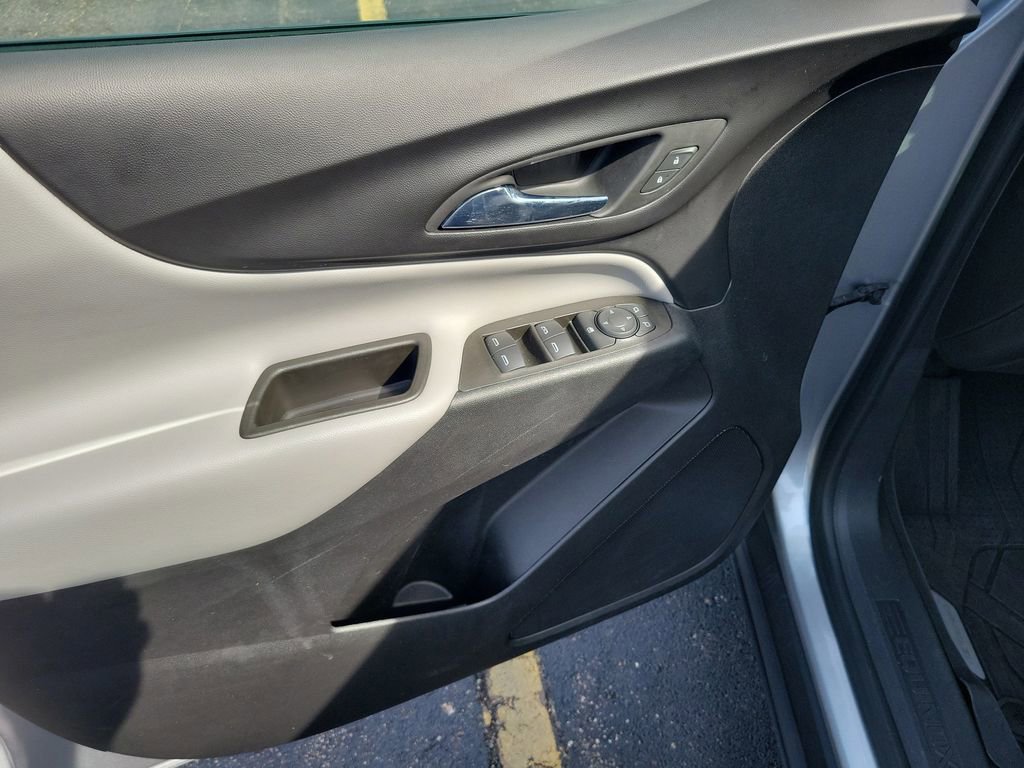 Certified 2023 Chevrolet Equinox LS w/ LS Convenience Package FWD image 20