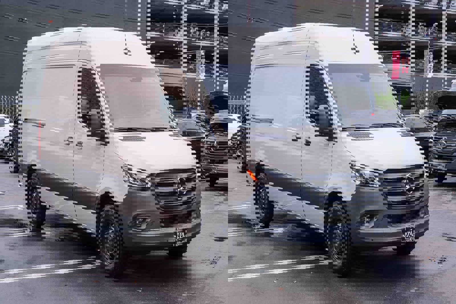 Used 2024 Mercedes-Benz Sprinter 2500 image 3