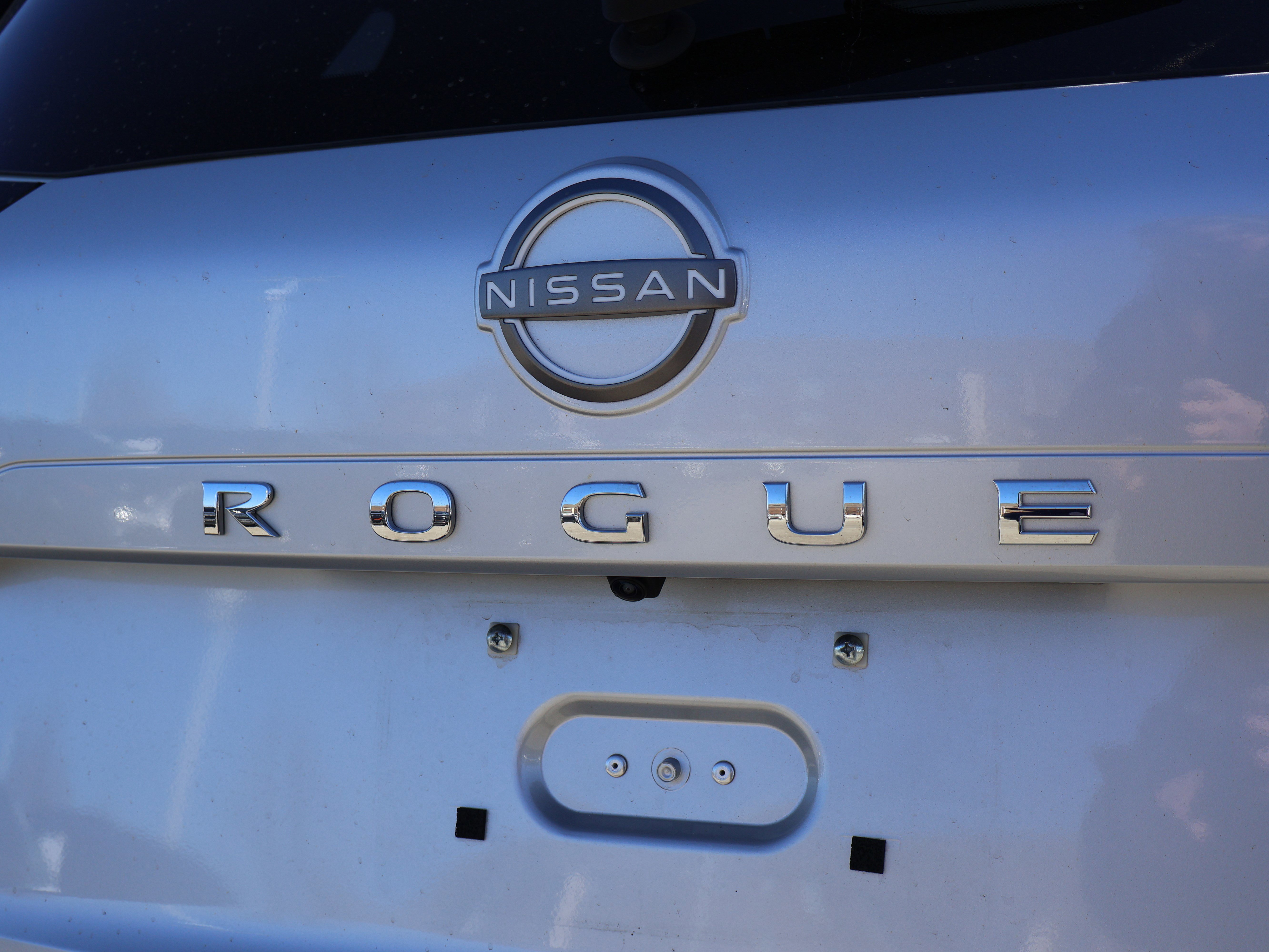 Used 2022 Nissan Rogue SL image 17