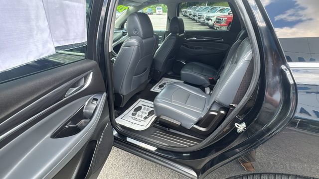 Used 2020 Buick Enclave Essence w/ Sound and Sites Package AWD/4WD image 20