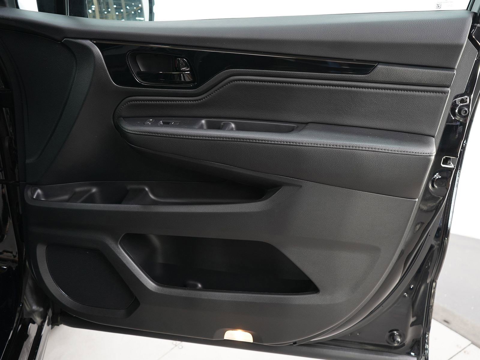 Used 2023 Honda Odyssey Elite image 10