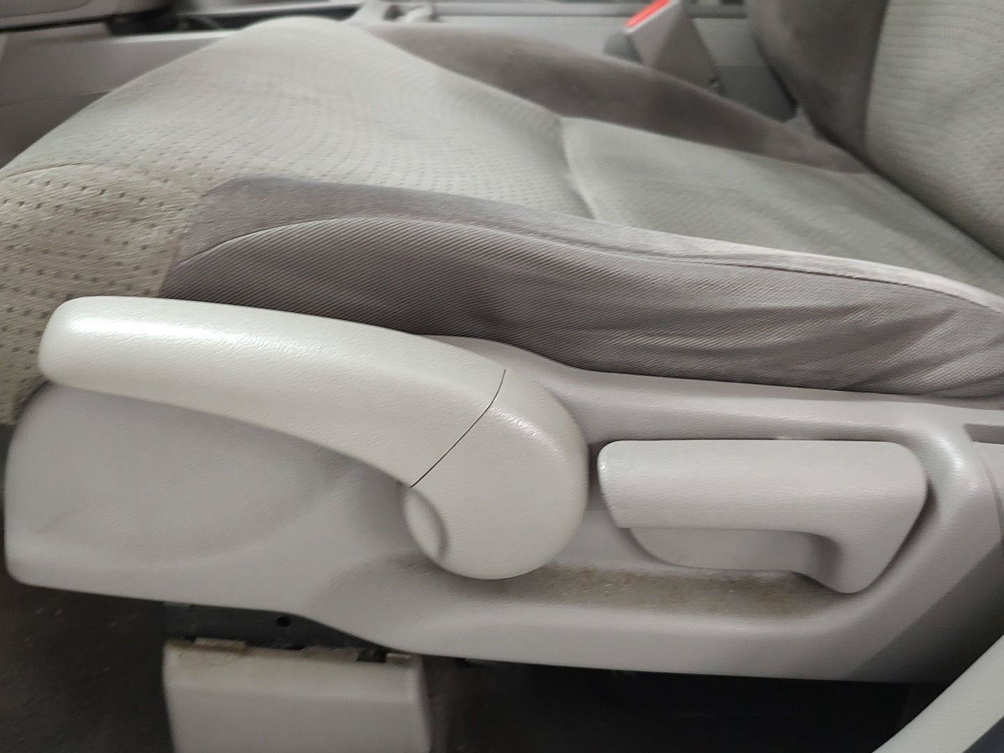 Used 2012 Honda CR-V EX image 3