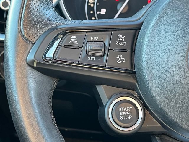 Used 2023 Alfa Romeo Stelvio Veloce AWD/4WD image 21