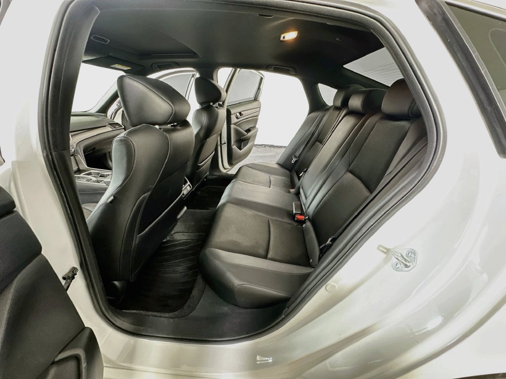 Used 2022 Honda Accord Sport image 16
