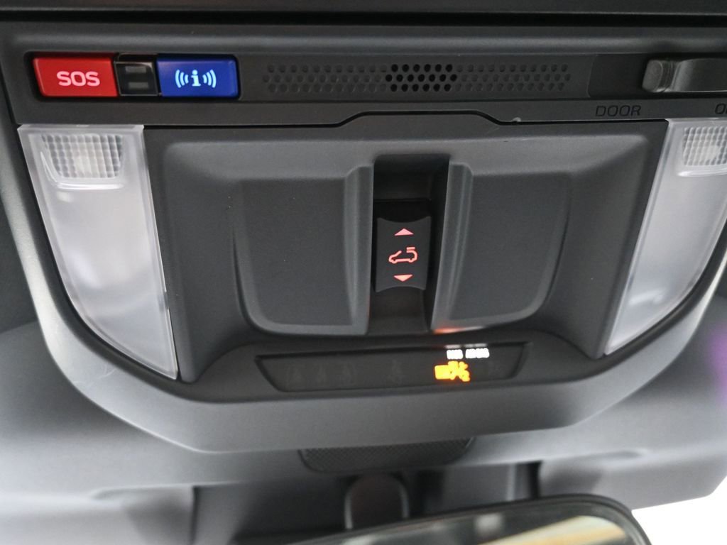 Certified 2025 Subaru Forester Premium image 37