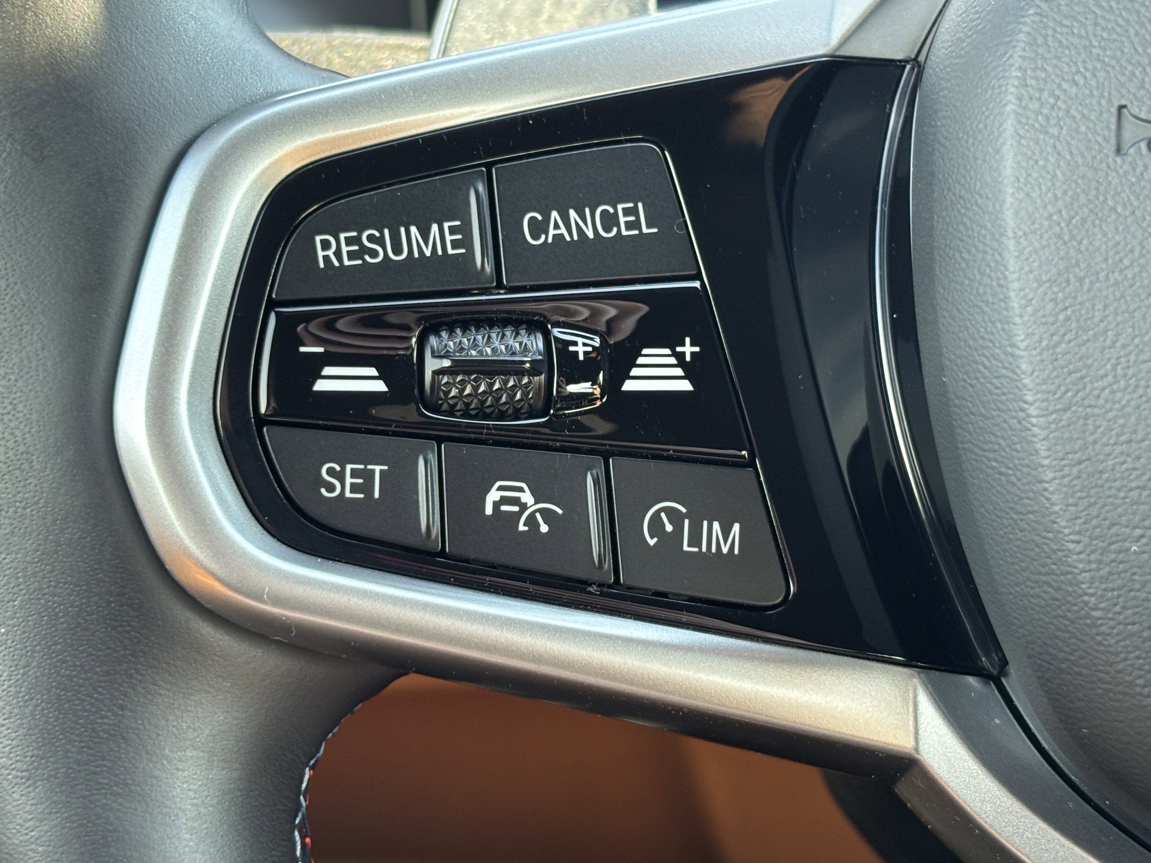 Certified 2025 BMW M440i image 19