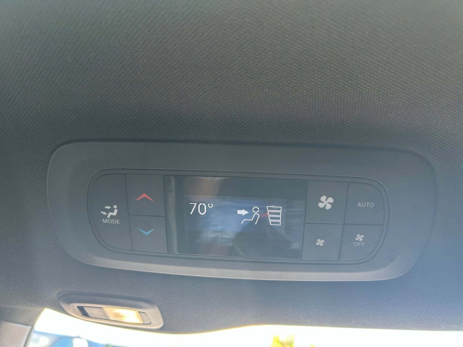 Used 2025 Chrysler Pacifica Limited FWD image 20
