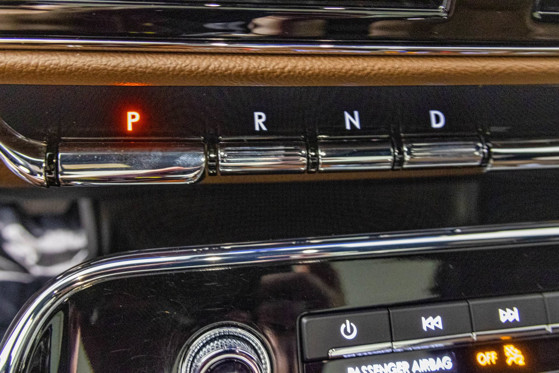 Used 2024 Lincoln Navigator Reserve w/ Monochromatic Package AWD/4WD image 32