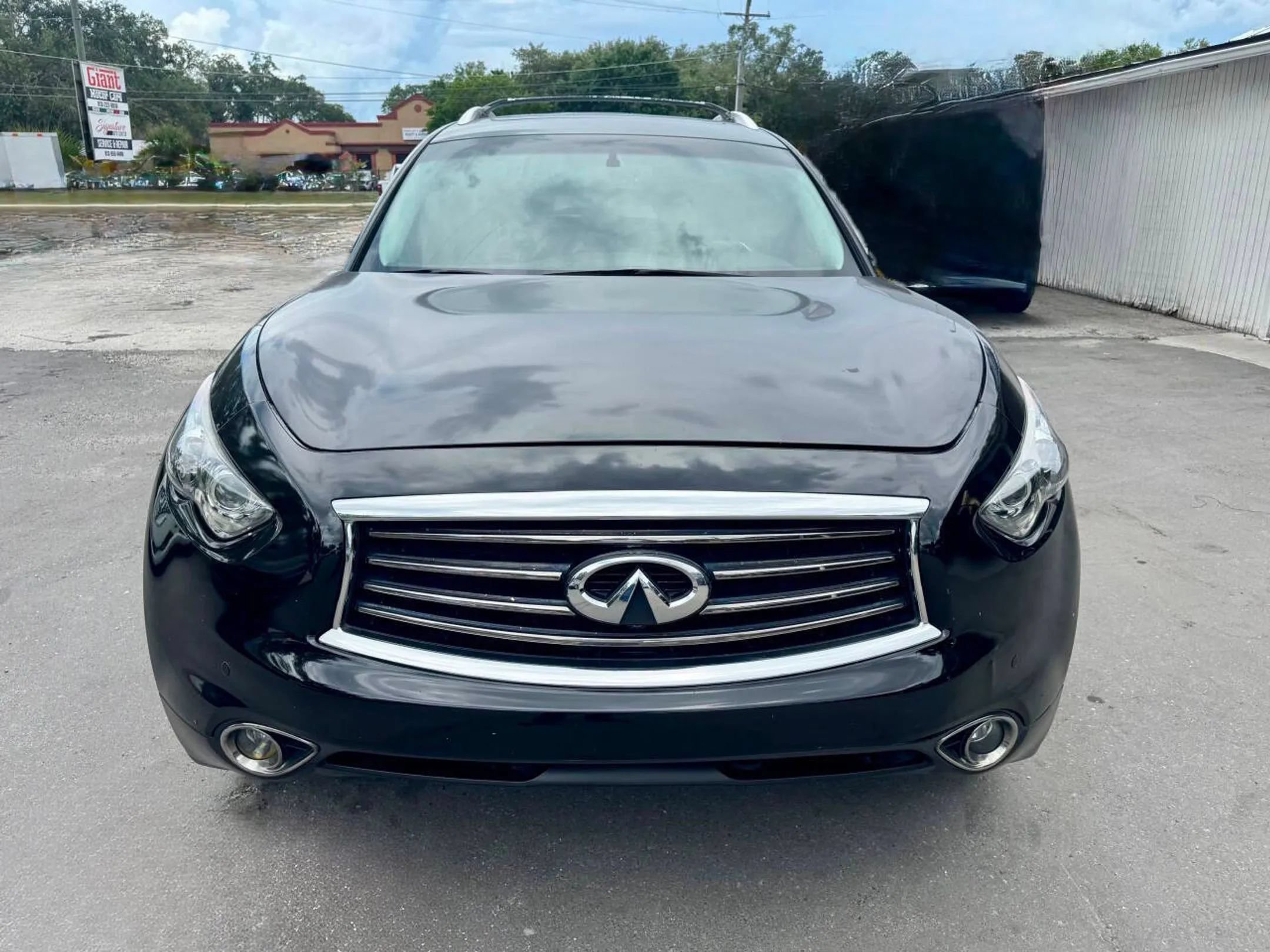 Used 2012 INFINITI FX35 2WD w/ Premium Pkg image 7