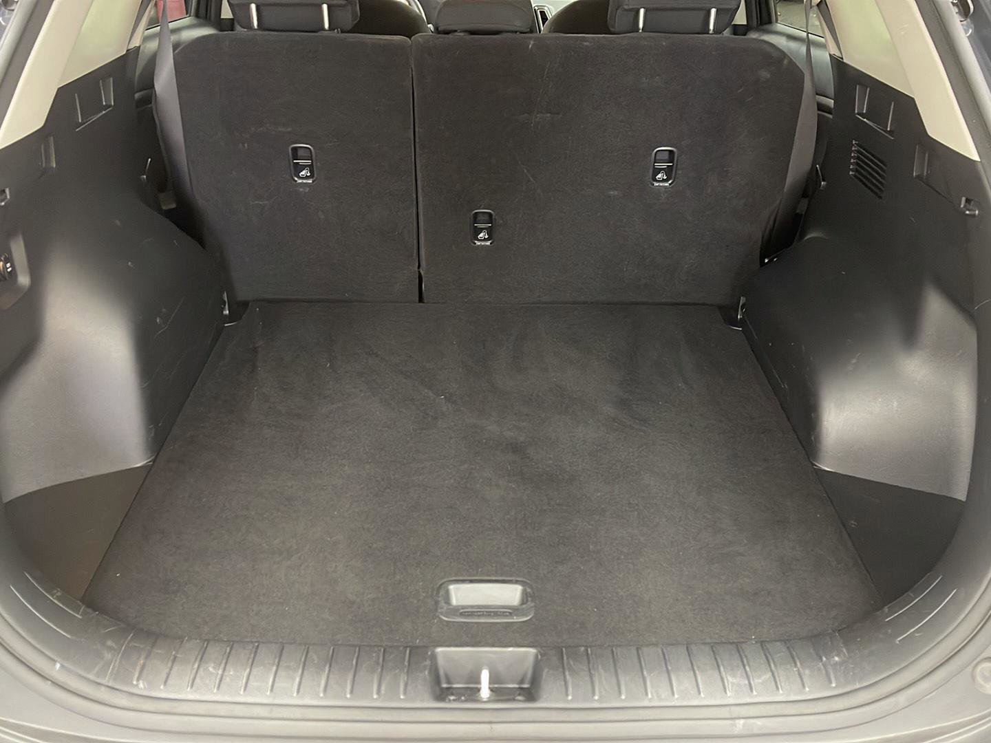 Used 2024 Kia Sportage LX image 20