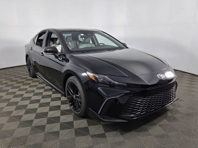 New 2026 Toyota Camry SE image 1