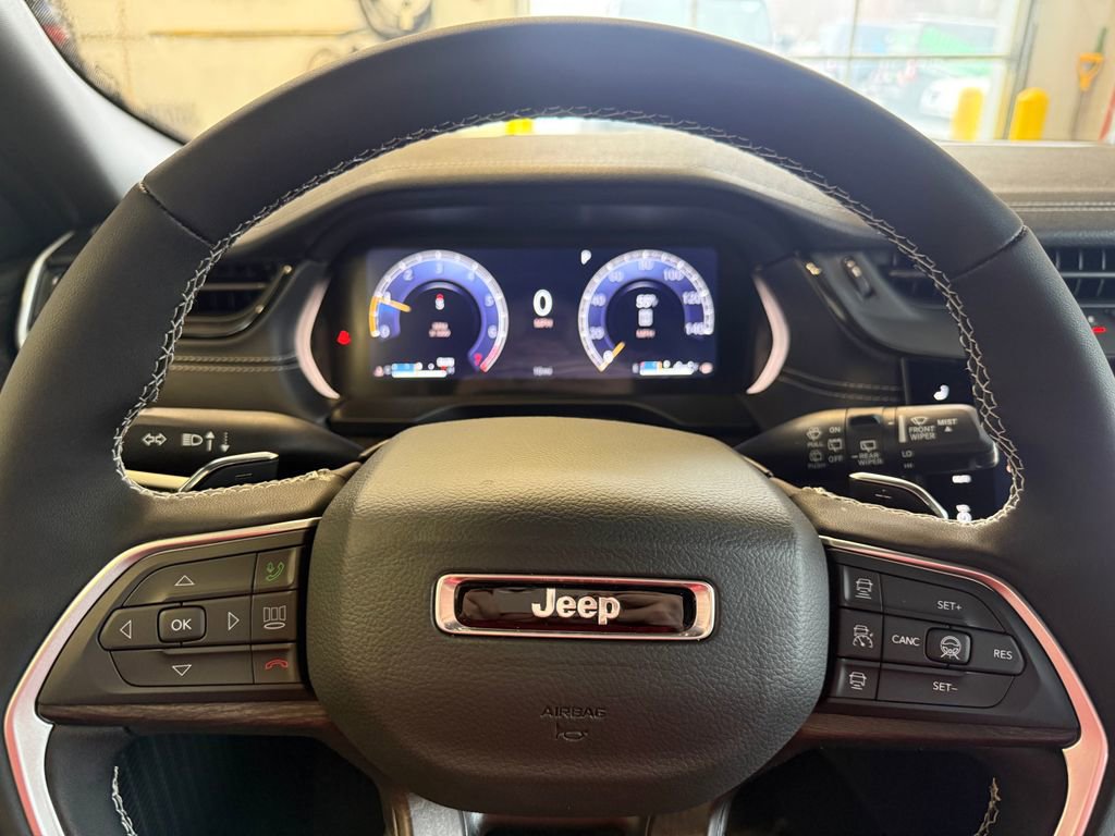 New 2026 Jeep Grand Cherokee Altitude AWD/4WD image 20