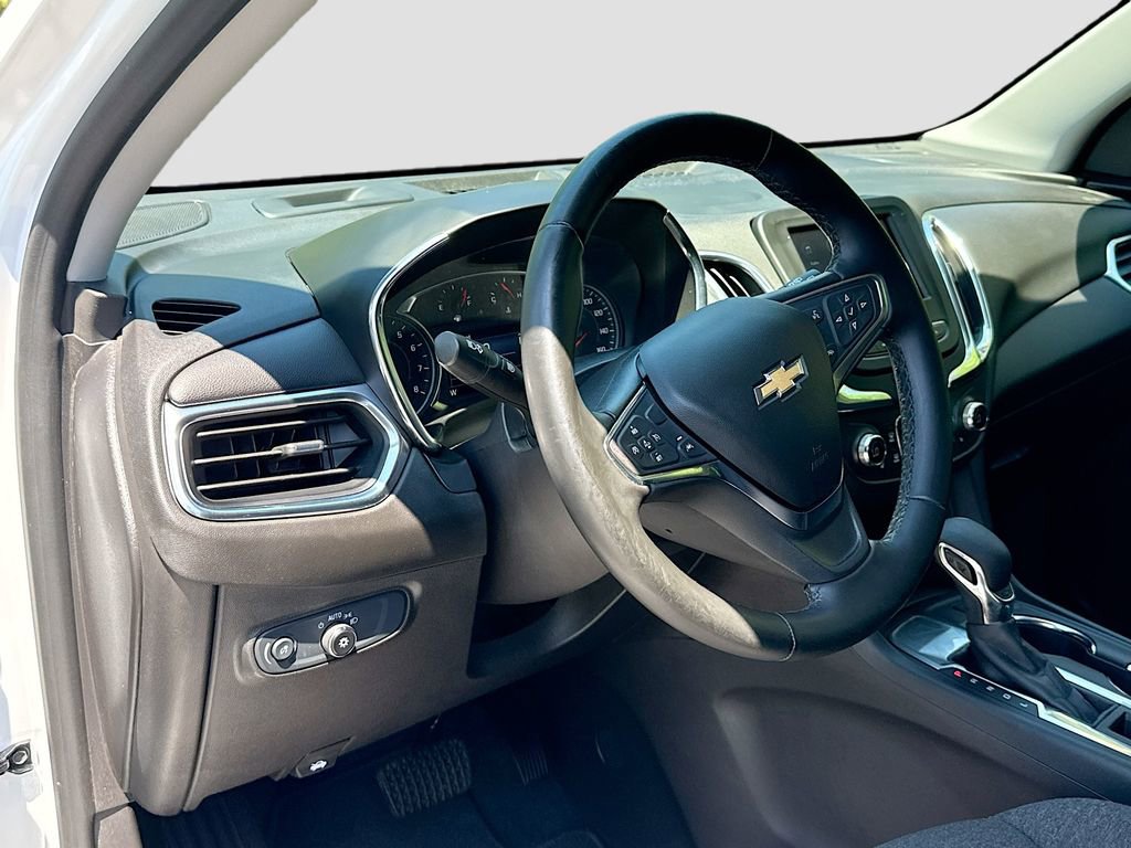 Used 2024 Chevrolet Equinox LT FWD image 24