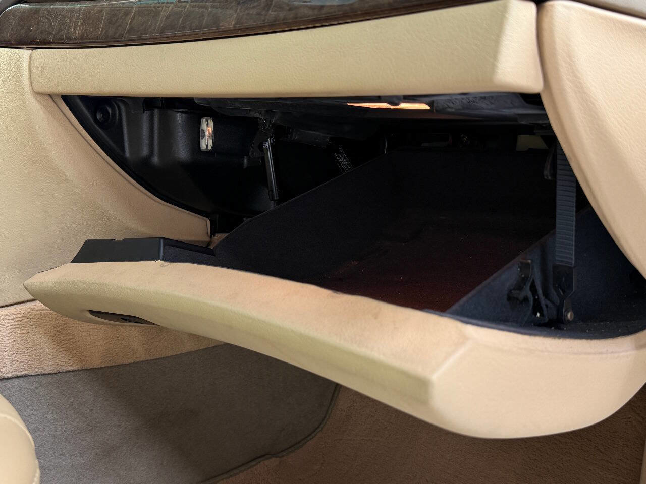 Used 1998 BMW 740i RWD image 24
