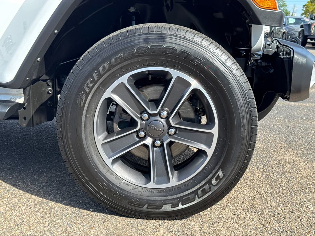 Certified 2023 Jeep Wrangler Sahara w/ Safety Group image 7