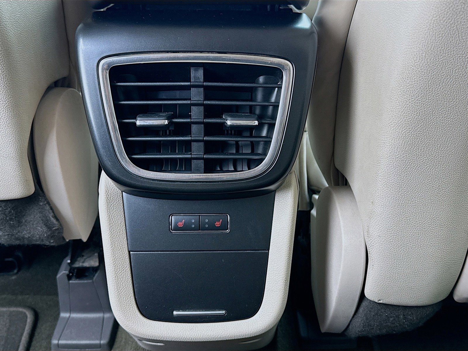 Used 2019 Lincoln Nautilus Reserve AWD/4WD image 17