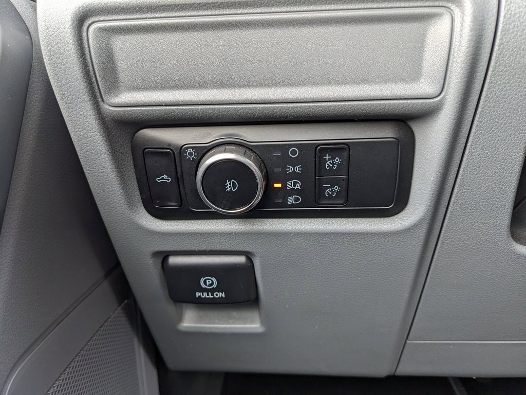 Used 2023 Ford F150 XLT image 46
