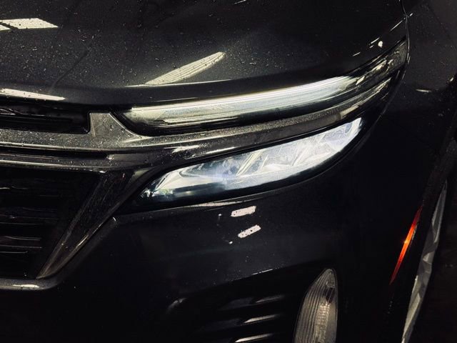 Used 2023 Chevrolet Equinox LT w/ Driver Convenience Package image 2