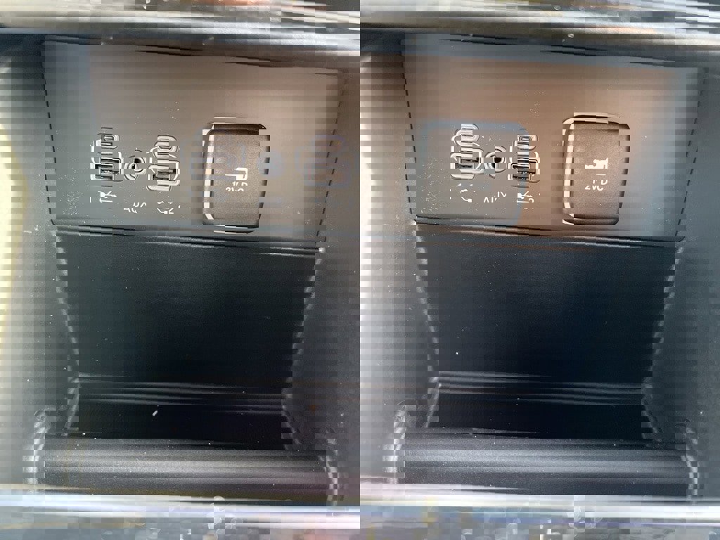 New 2026 Jeep Grand Cherokee Limited image 32