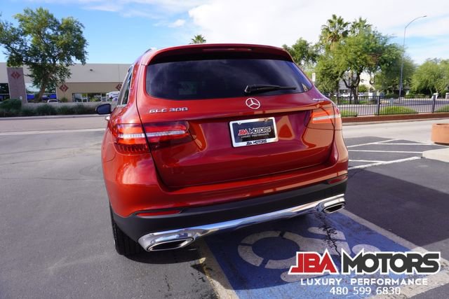 Used 2019 Mercedes-Benz GLC 300 4MATIC image 27