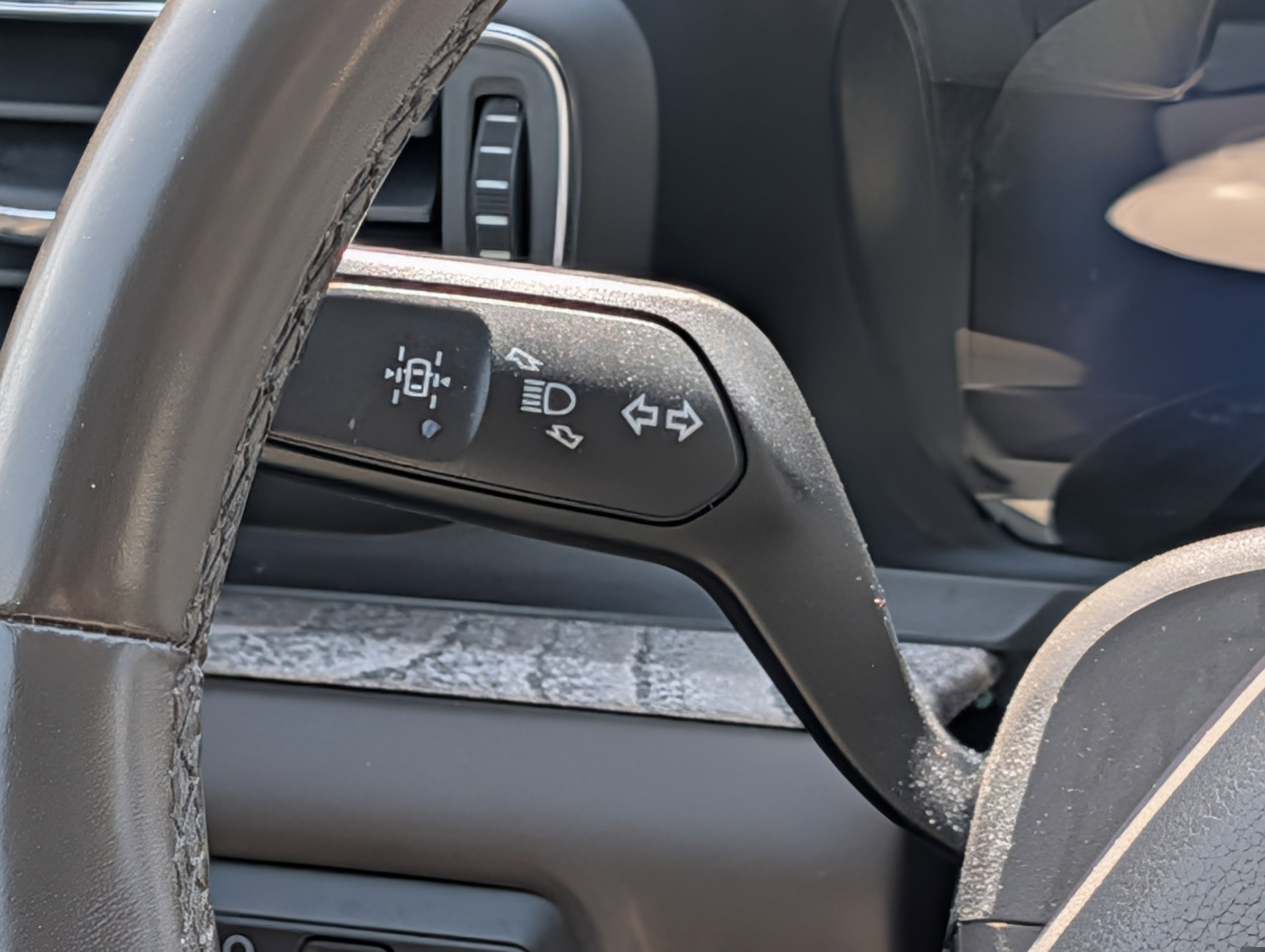 Used 2020 Ford Explorer Platinum w/ Premium Technology Package AWD/4WD image 24