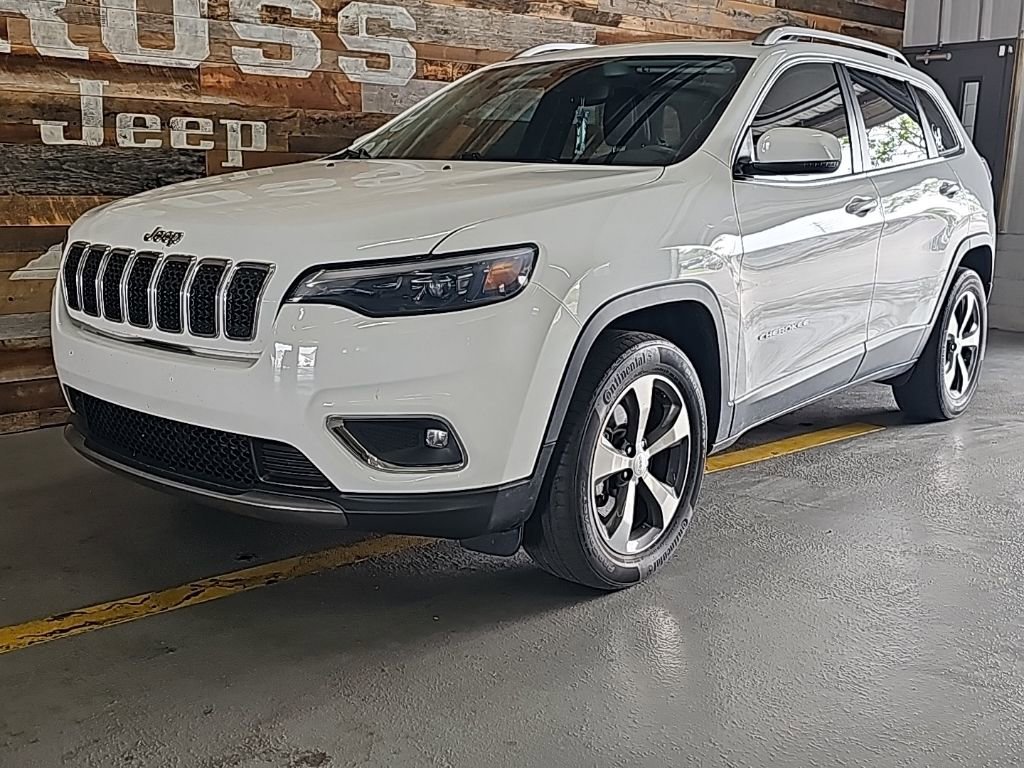 Used 2020 Jeep Cherokee Limited w/ Luxury Group image 3