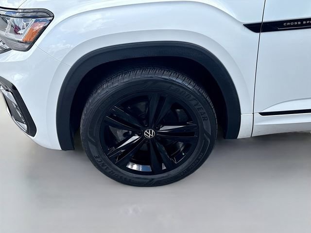 Used 2023 Volkswagen Atlas Cross Sport SEL R-Line image 31