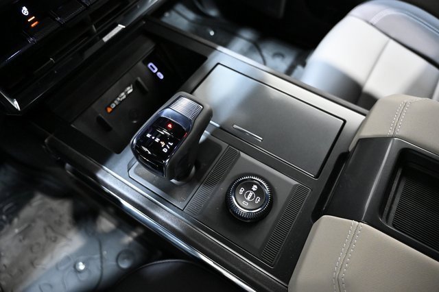 New 2026 GMC Hummer EV SUV image 18