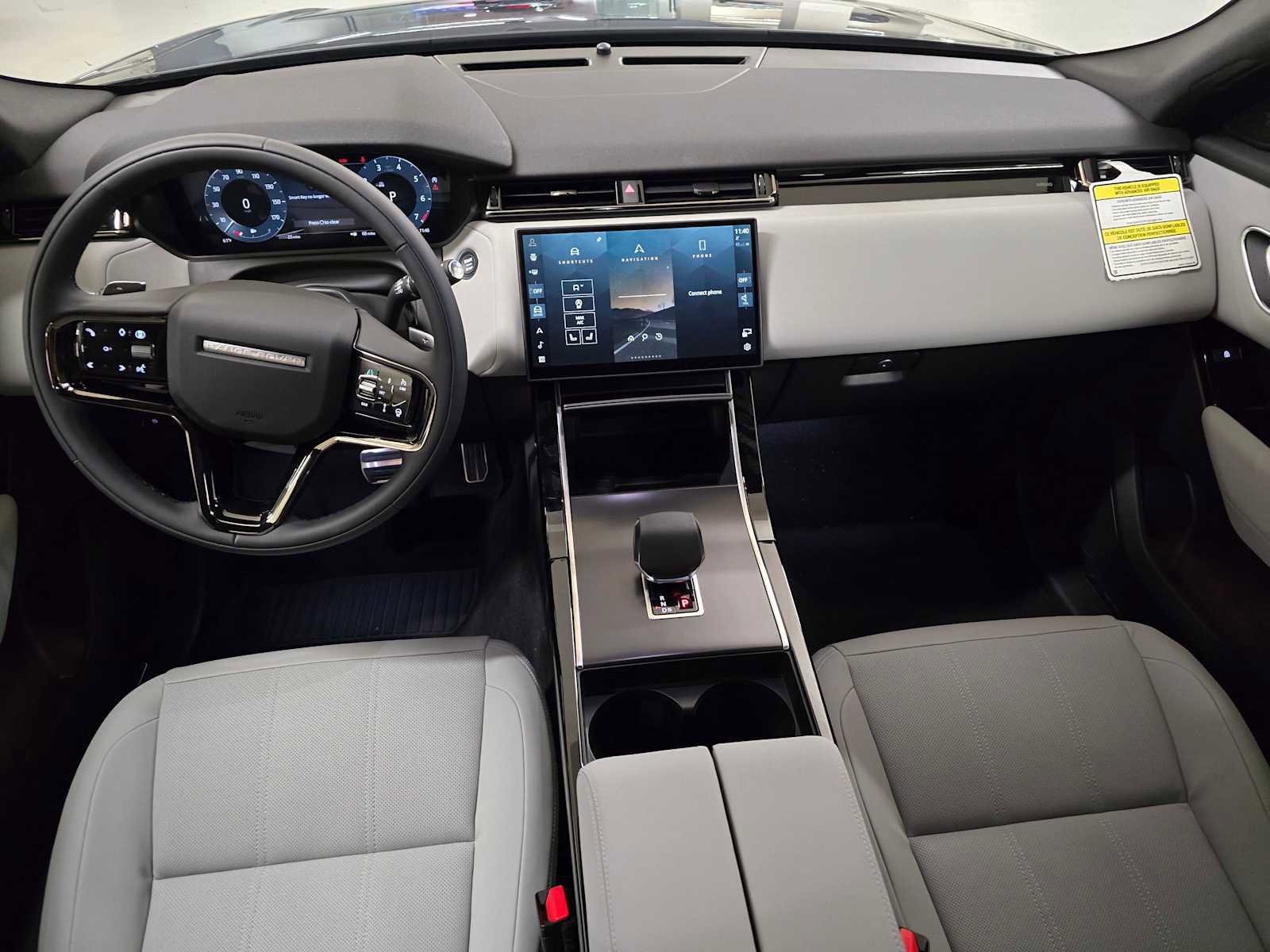 New 2026 Land Rover Range Rover Velar Dynamic SE image 20